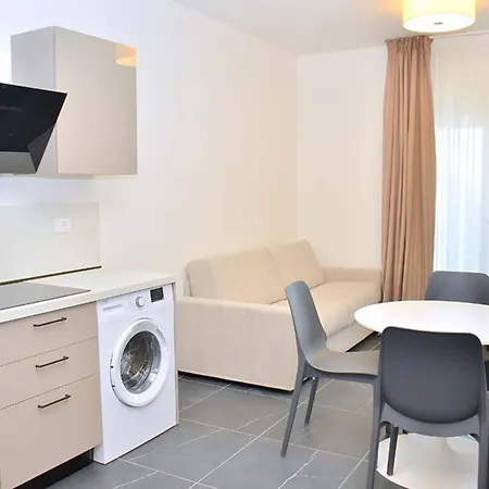 Adorable With Terrace Overlooking The Sea * Bibione