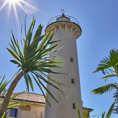 Adorable With Terrace Overlooking The Sea * Bibione
